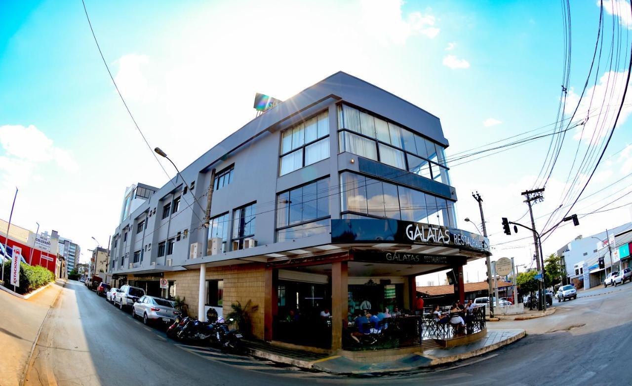 Galatas Central Hotel Patos de Minas Bagian luar foto