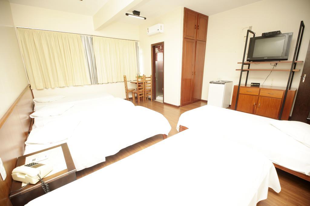 Galatas Central Hotel Patos de Minas Bagian luar foto